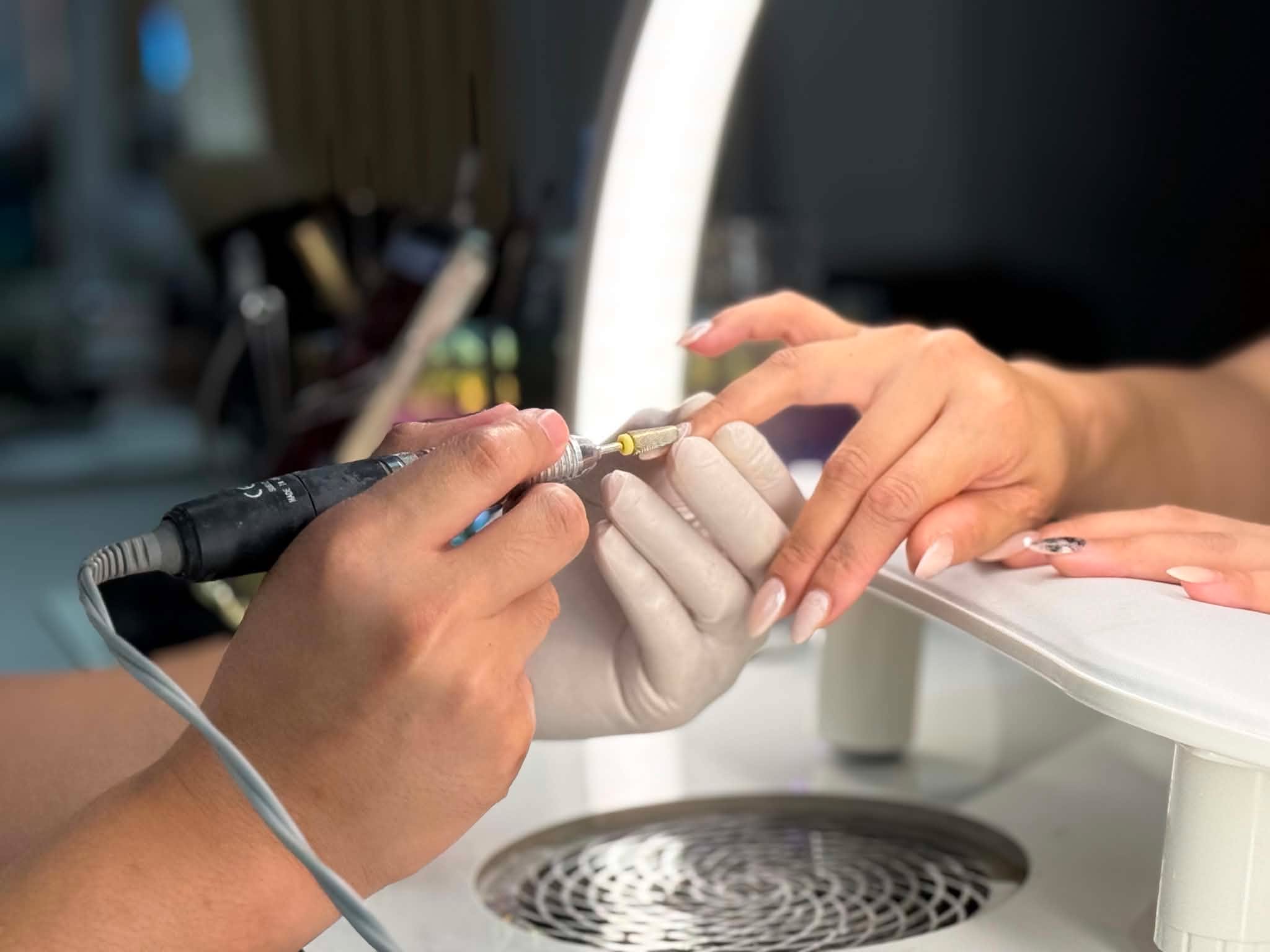 Nageldesign Inspiration aus dem Elly Nails Studio in Frankfurt Ostend